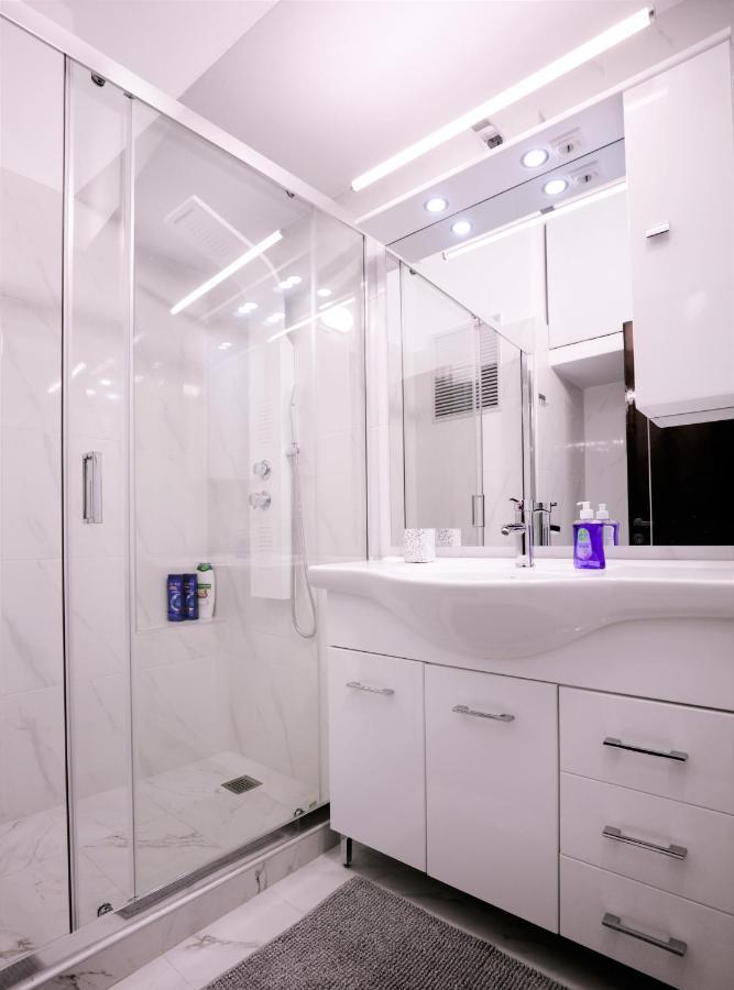 Modern 2 Bedroom Apartment Next To Metro - Marousi Athens Luaran gambar