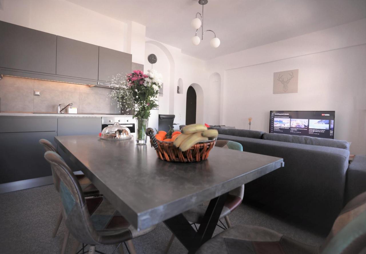 Modern 2 Bedroom Apartment Next To Metro - Marousi Athens Luaran gambar