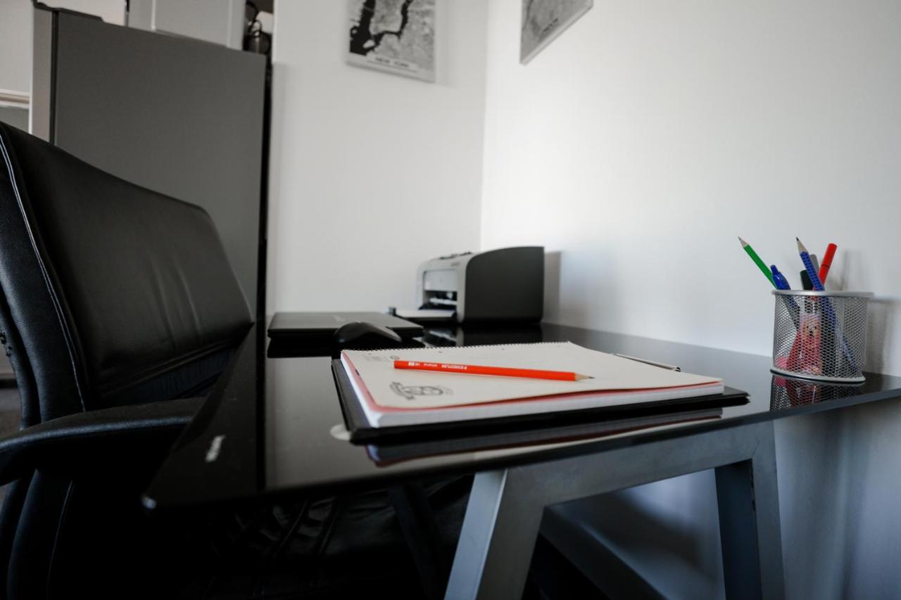 Modern 2 Bedroom Apartment Next To Metro - Marousi Athens Luaran gambar