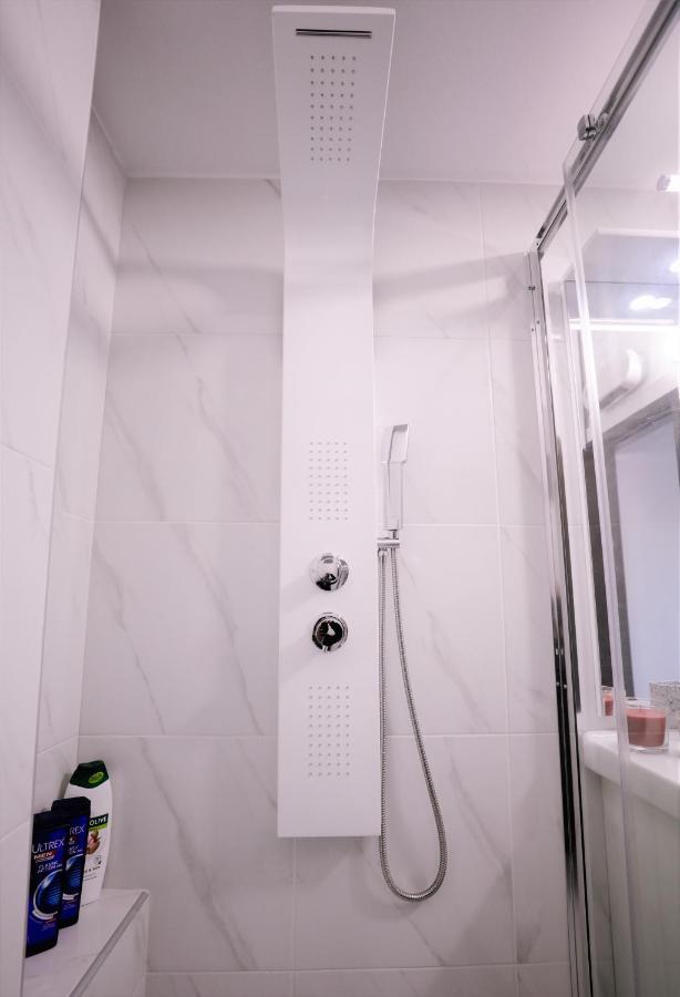 Modern 2 Bedroom Apartment Next To Metro - Marousi Athens Luaran gambar
